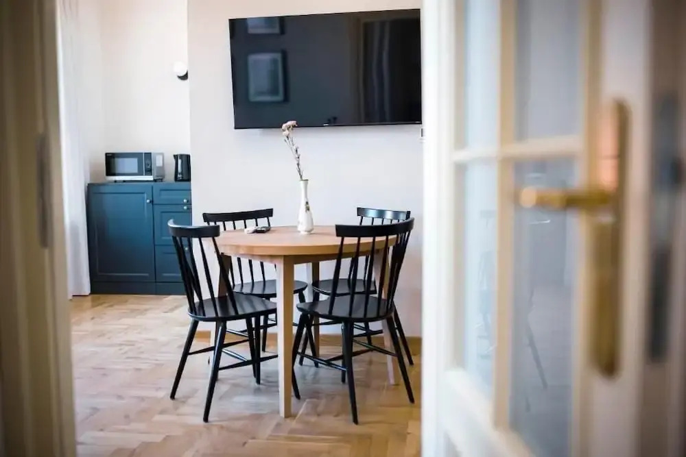EASY RENT Apartments- Fontana Boutique