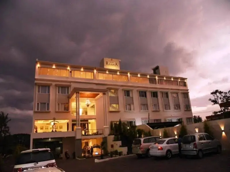 Hotel Raama