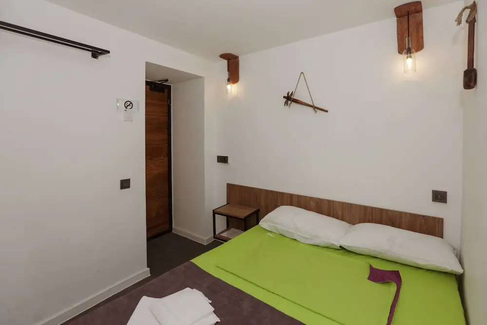 Hotel Baratashvili 12