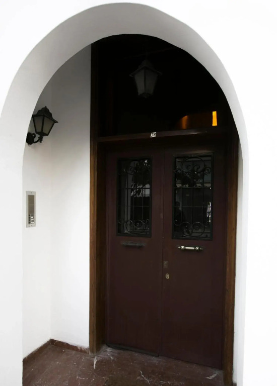 Spacious Apartment Next To Metro - Marousi