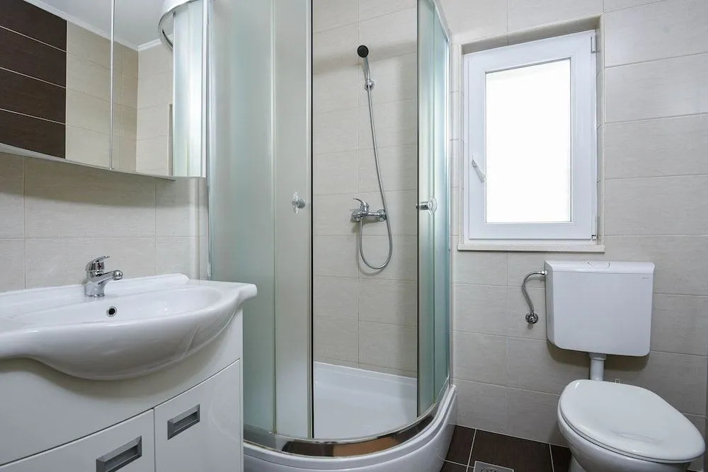 Apartments Trstenica
