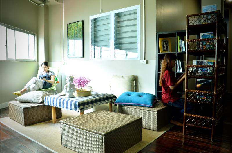 GOODFELLAS THONG LO HOSTEL #No check-in after 5pm #Please submit arrival time after booking