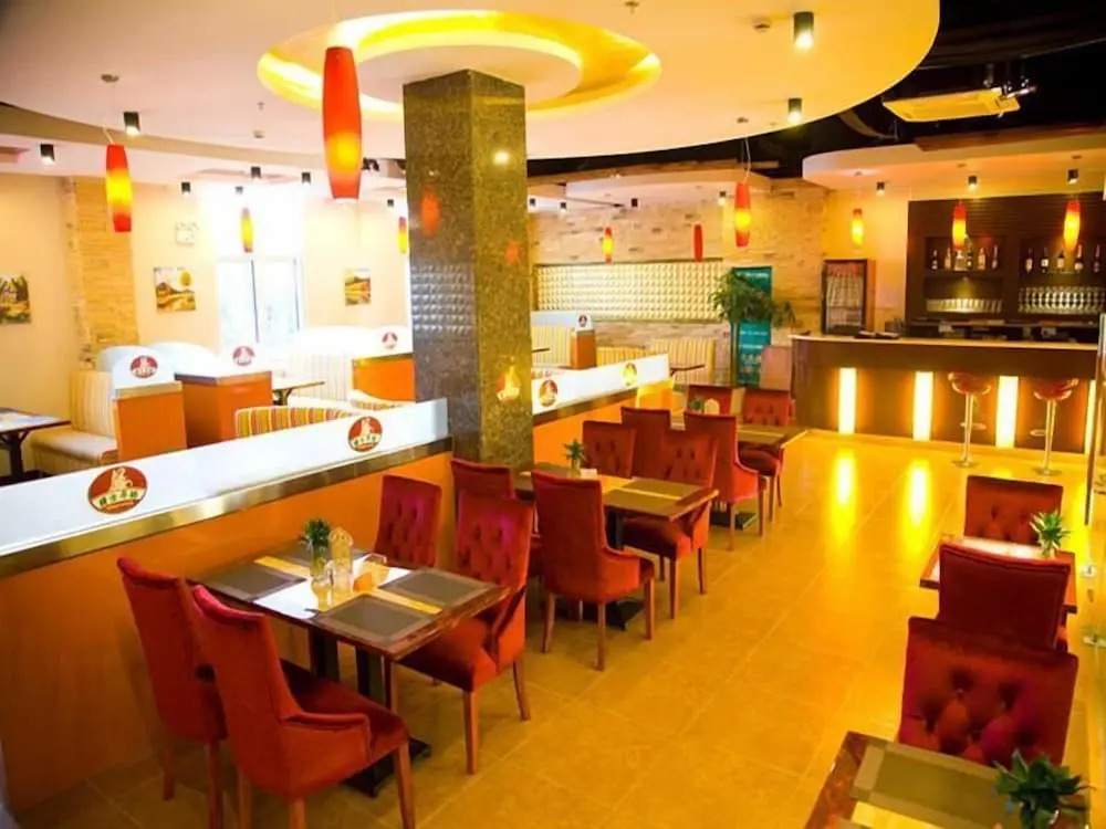 GreenTree Inn Jiangsu Suzhou Kunshan Huaqiao House
