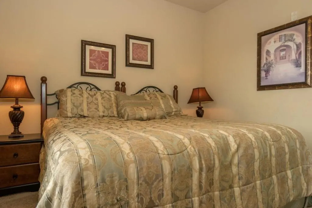 914 Charo Parkway Unit 131 3 Bedrooms, 3 Bathrooms