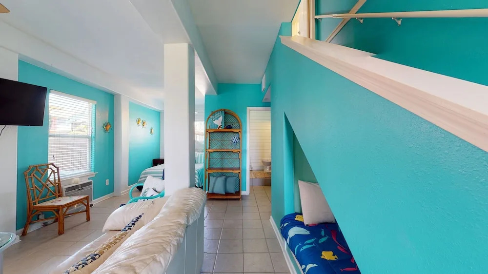 Knot 4 Reel 3 Bedroom Home