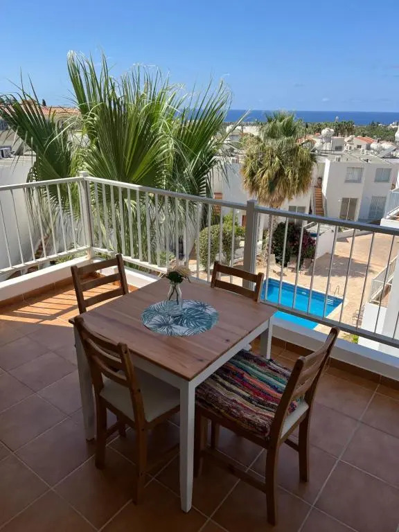 Sea view 1bed apartment with pool in Peyia B15