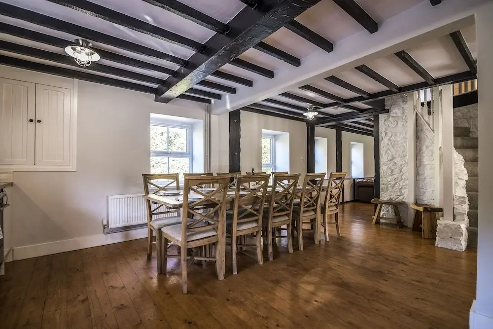 Barn Conversion - Hot Tub - Penally