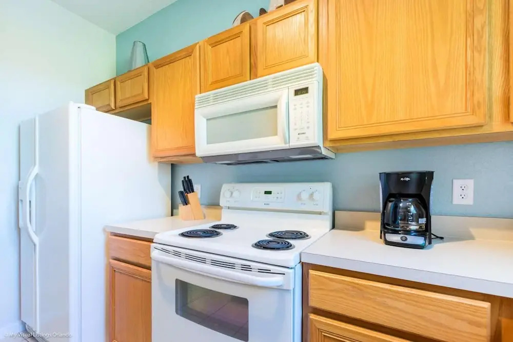 537 Regal Palms