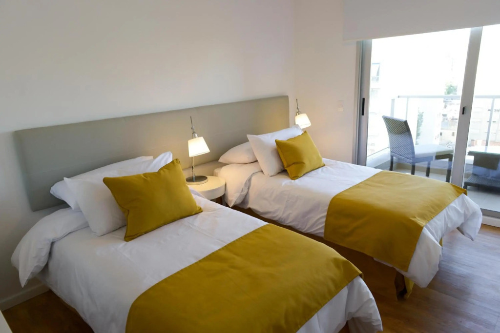 Mérit Montevideo Apart & Suites