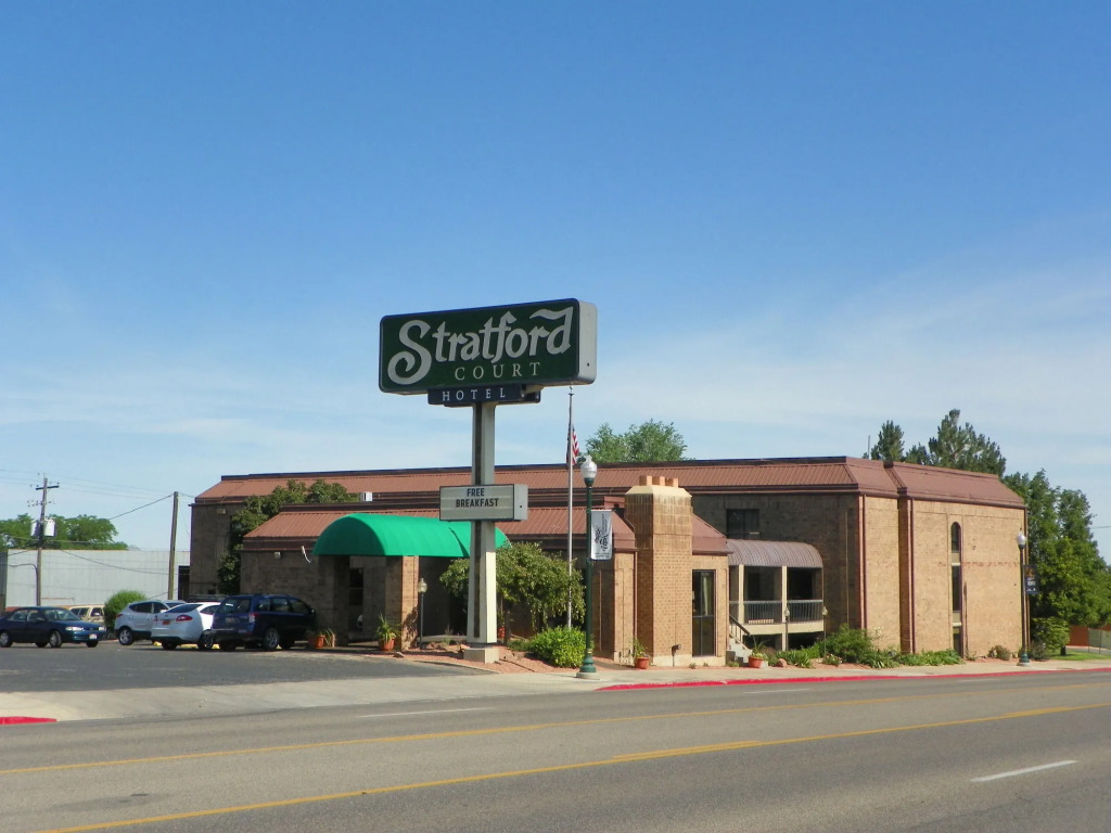 Stratford Court Hotel