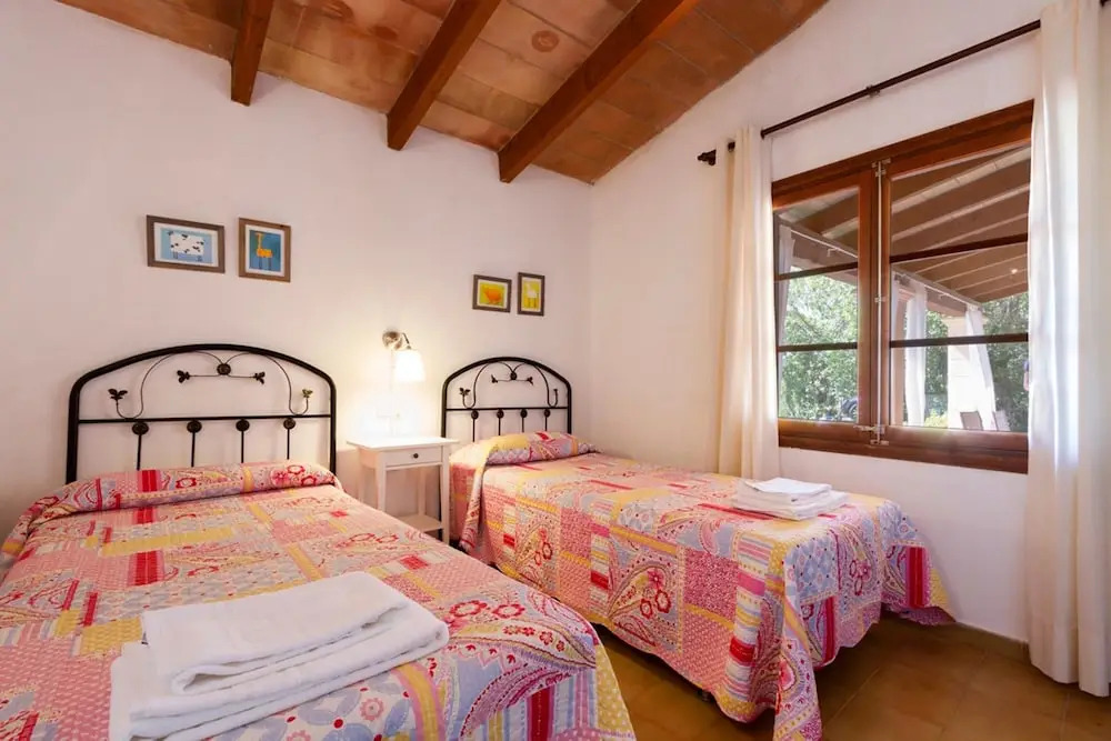 Villa - 2 Bedrooms with Pool and WiFi - 107615