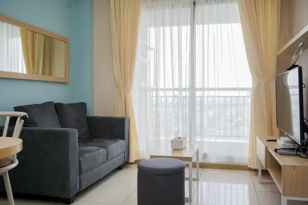 Comfortable And Nice 1Br At M-Town Signature Apartment
