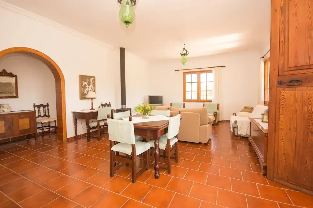 Can Moscari in Inca With 3 Bedrooms and 2 Bathrooms