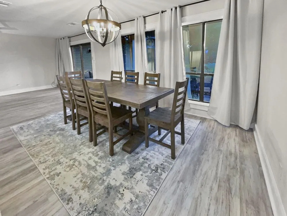 Linkside 3 Bedroom Townhouse by Redawning