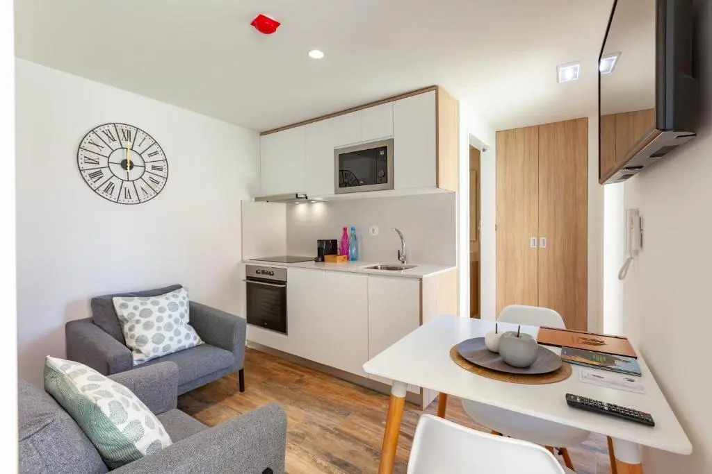 Polery Apartments Center