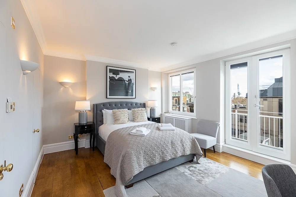 JOIVY Stylish Flat near Mayfair & Piccadilly Circus