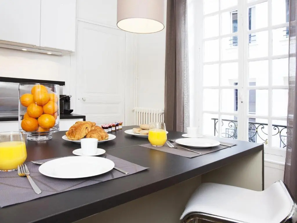LivinParis - Luxury 2 Bedrooms Le Marais I
