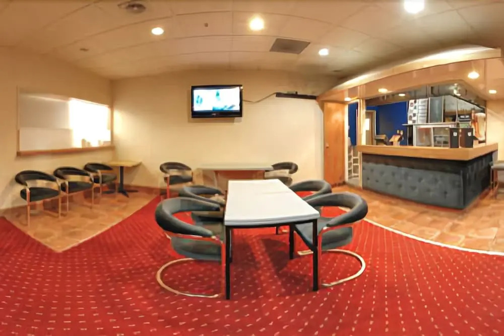 Equestrian Hotel