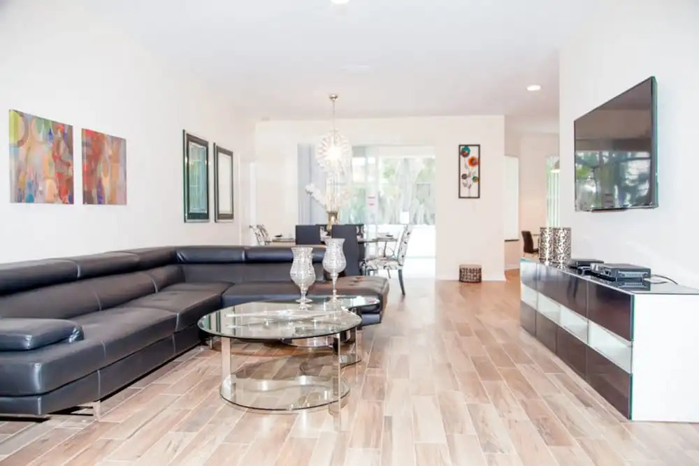 Crystal Cove 919