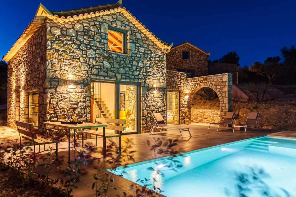 Gerakada Exclusive-Seaview Villa with Private Pool
