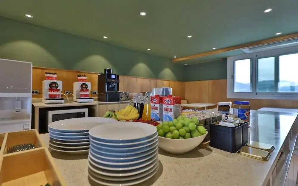 Gridt Hotel & Home