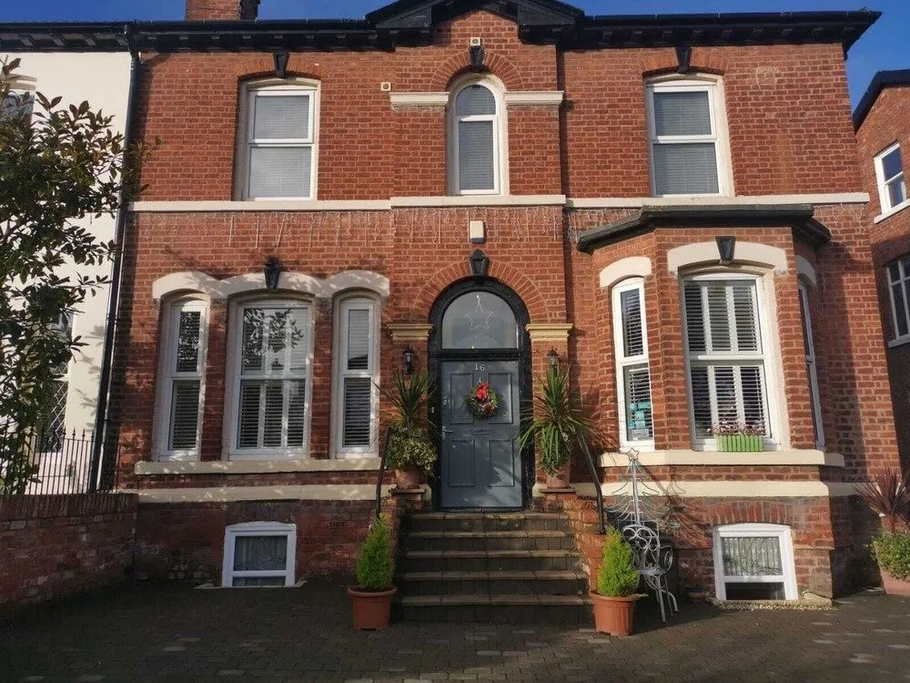 Vale House