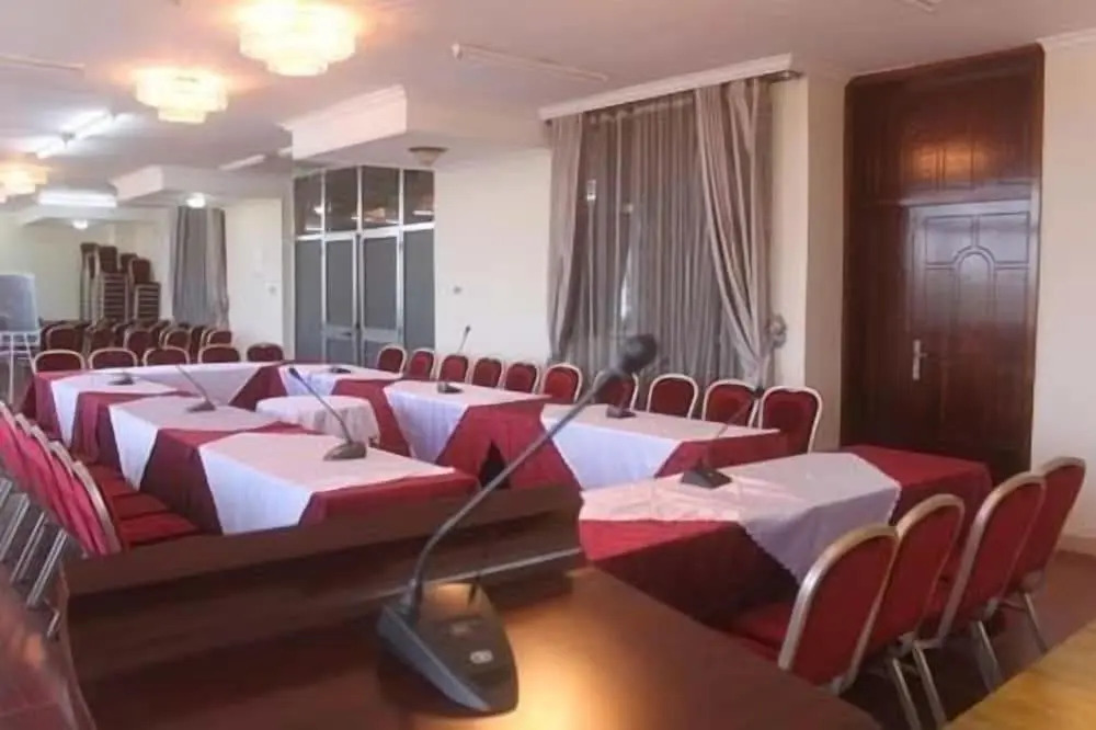 Tirar International Hotel