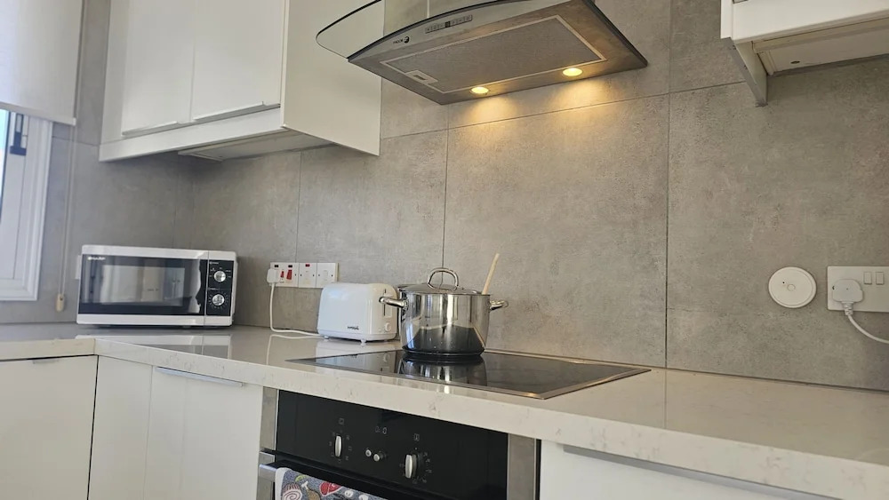 55 ATH - Stay Villa Harsha
