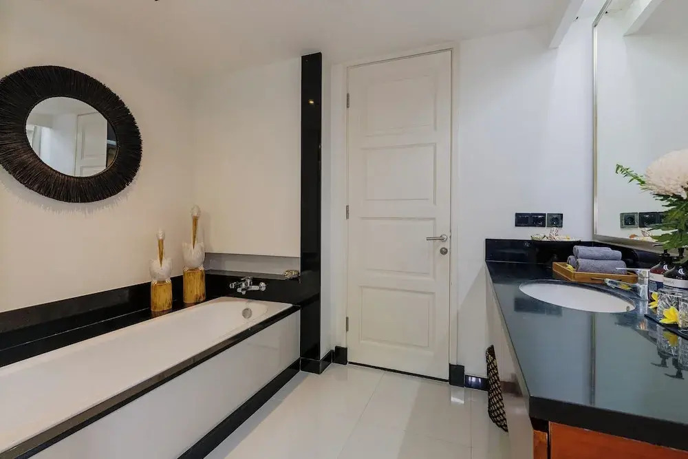 Sophisticated Luxe Martini 1 - 1BR Villa