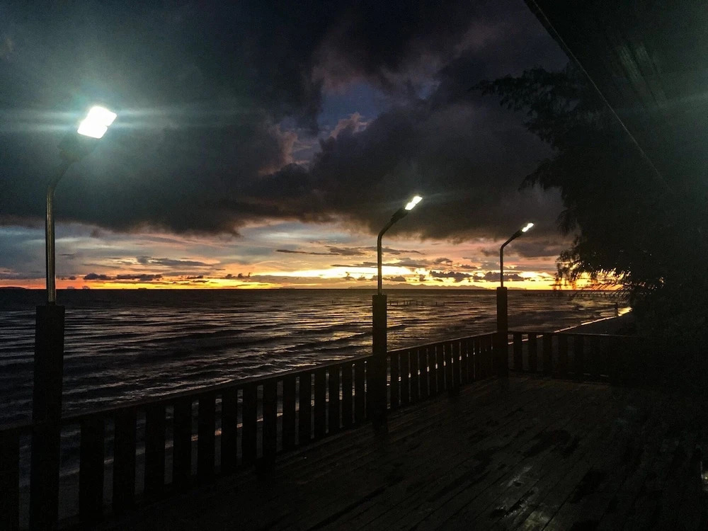 Hadson Resort