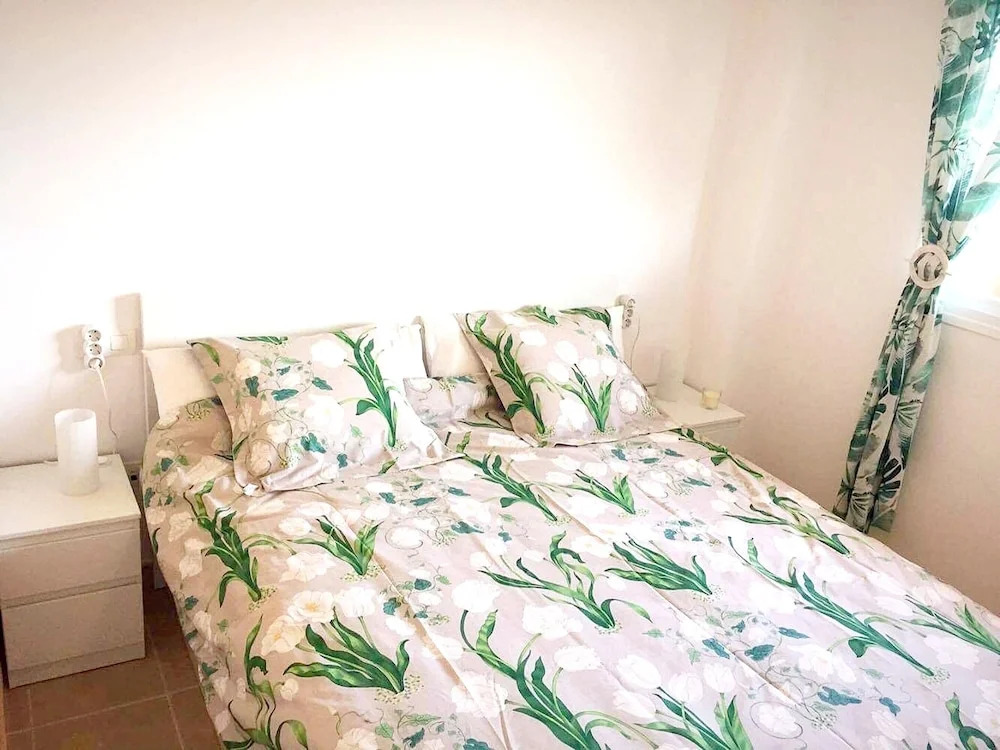 Apartment With 2 Bedrooms in Casares, With Wonderful sea View, Pool Ac