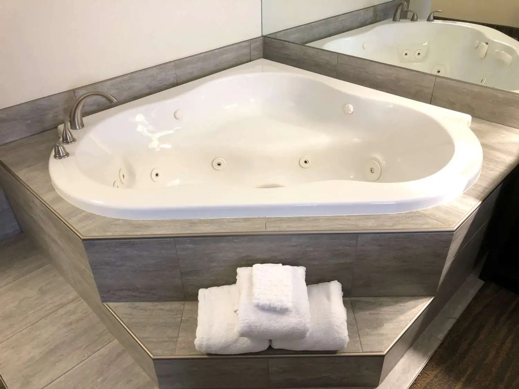 Best Western Plus Coldwater Hotel