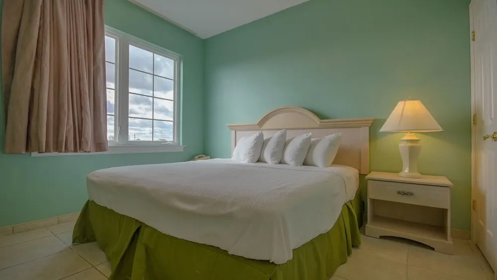 Americana Princess Suites/Condos