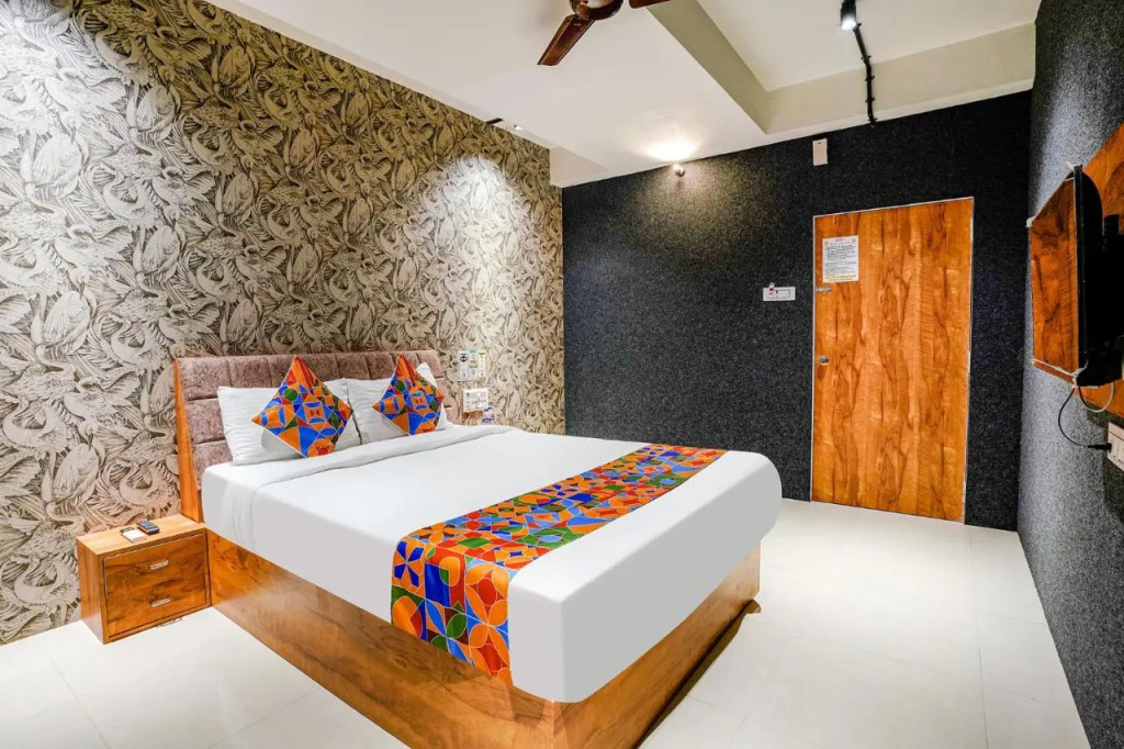 Fabhotel The Life