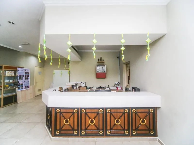 OYO 563 Jockey Lodge Hotel