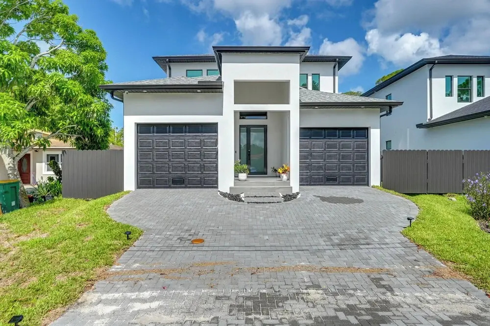 Walk to Celebration Park: Naples Home w/ Pool!