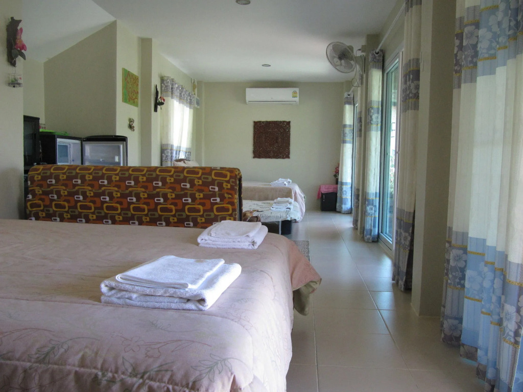 One D Homestay