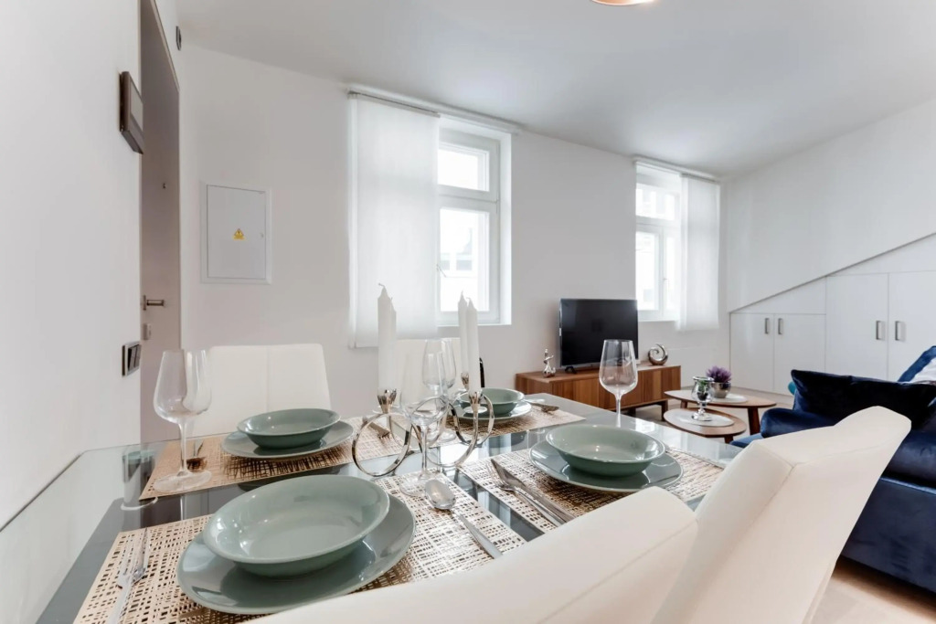 Royal Residence Apartment in the Heart of Prague
