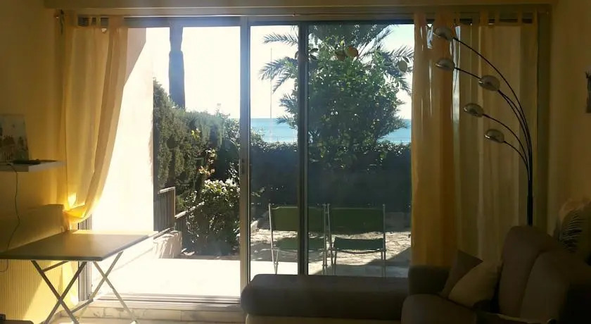 Promenade Lemon Apartment
