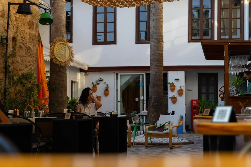 Grand Erken Hotel