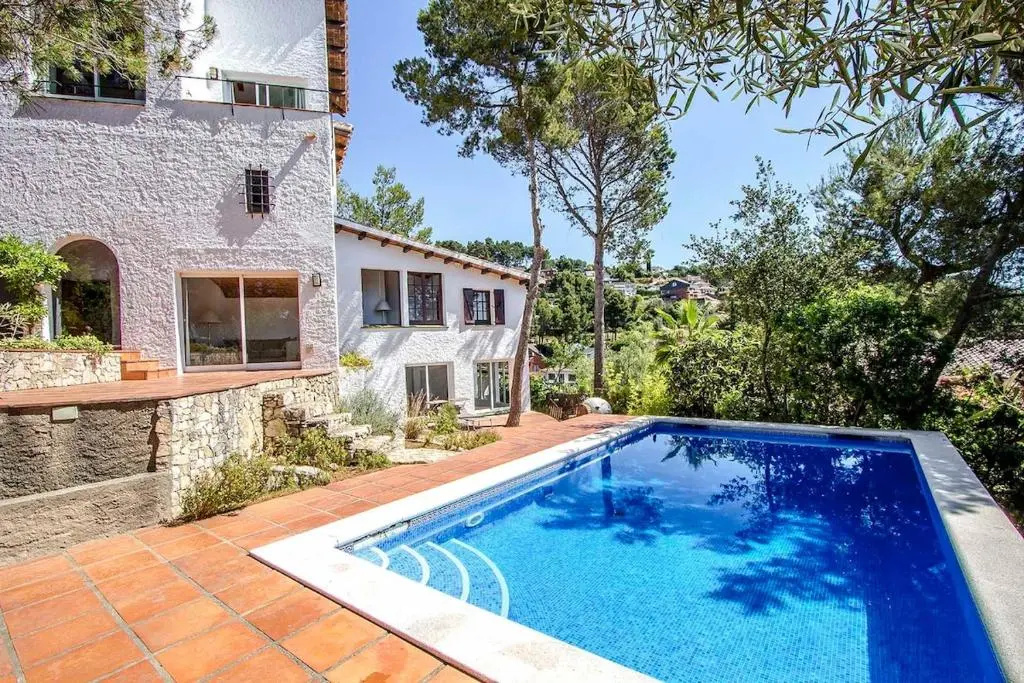 Catalunya Casas Majestic Villa and Views , 30km to Barcelona