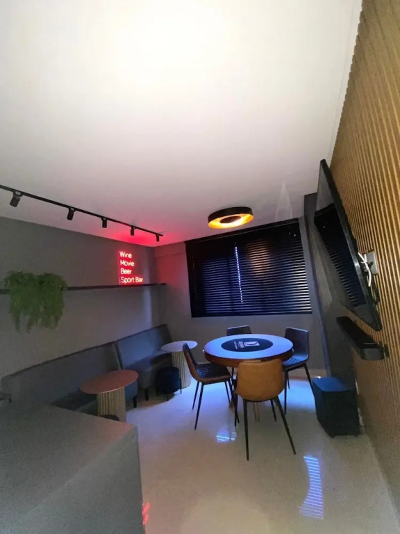 Studio Design 3 Apt 812