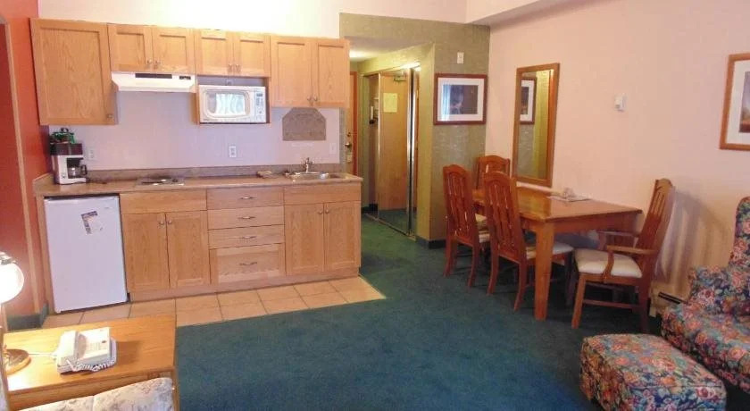 Heffley Boutique Inn
