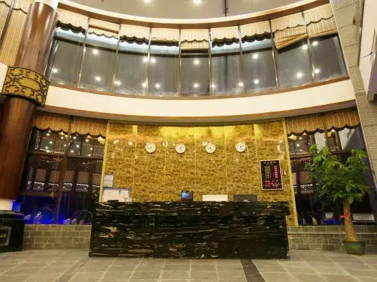 Qionghai Yefeng Business Hotel (Yinhai Road Wanquanhe Branch)