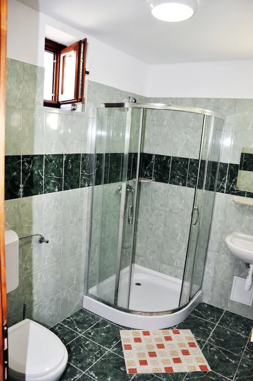 MW Guest House