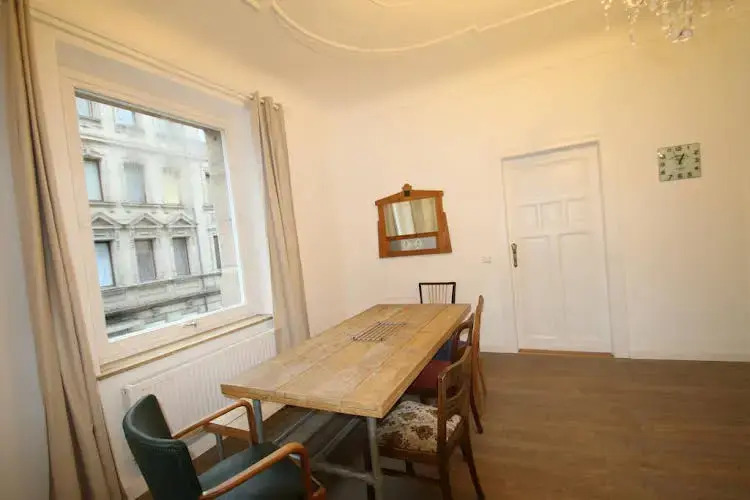 Haus99 Budget Pension & Apartments