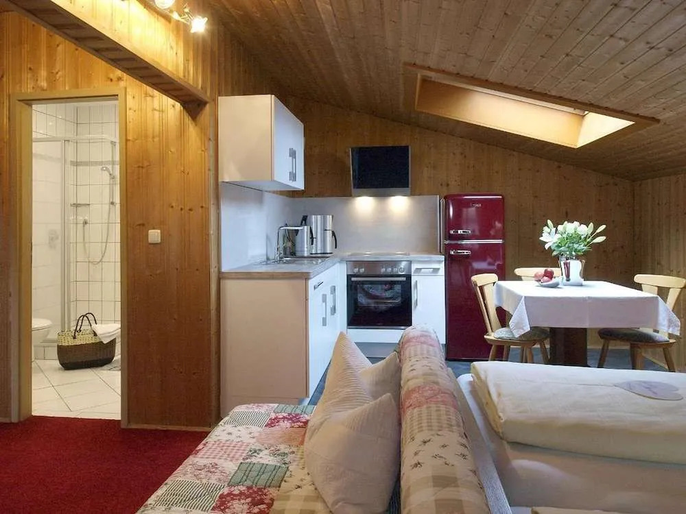 Hotel Restaurant Zum Goldenen Anker mit Hallenbad & Wellnessbereich