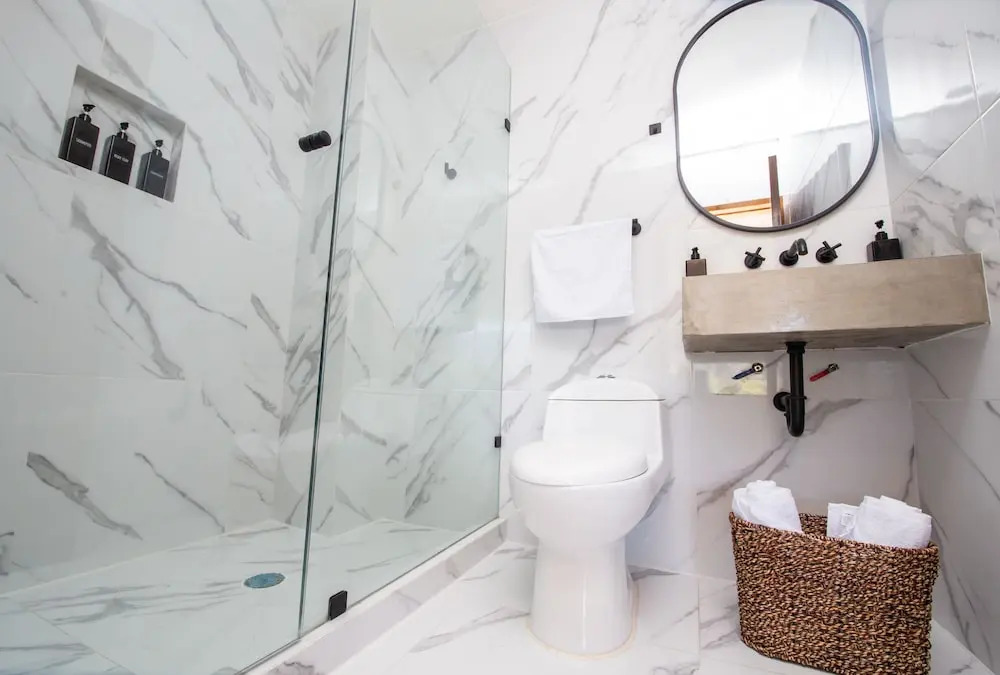 KUKO SUITES