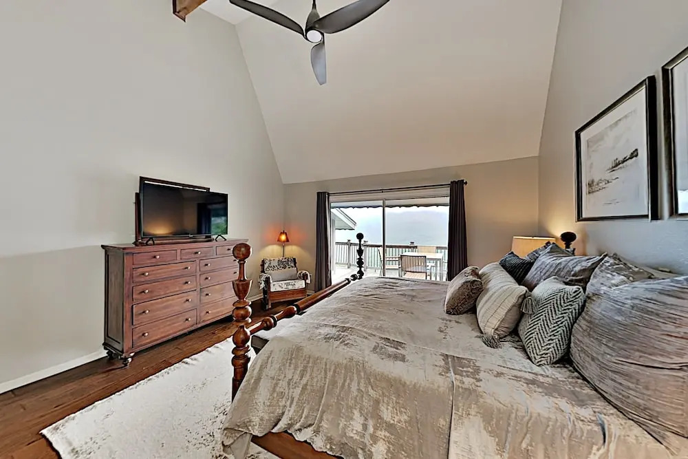714younm 3 Bedroom Home