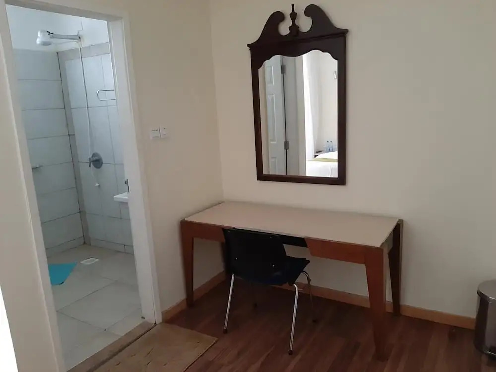 D2W Residency Suites